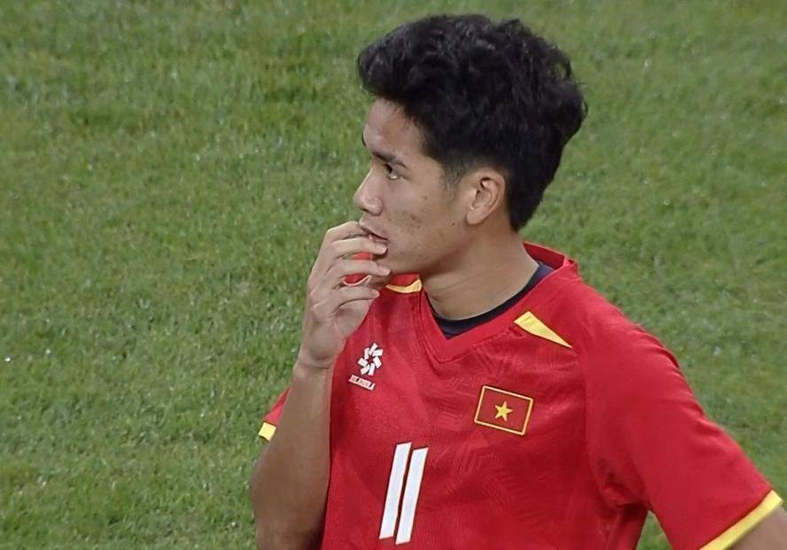 喜讯！落叶球世界波，U23国足1-0越南，1胜2平不败收官，无缘夺冠