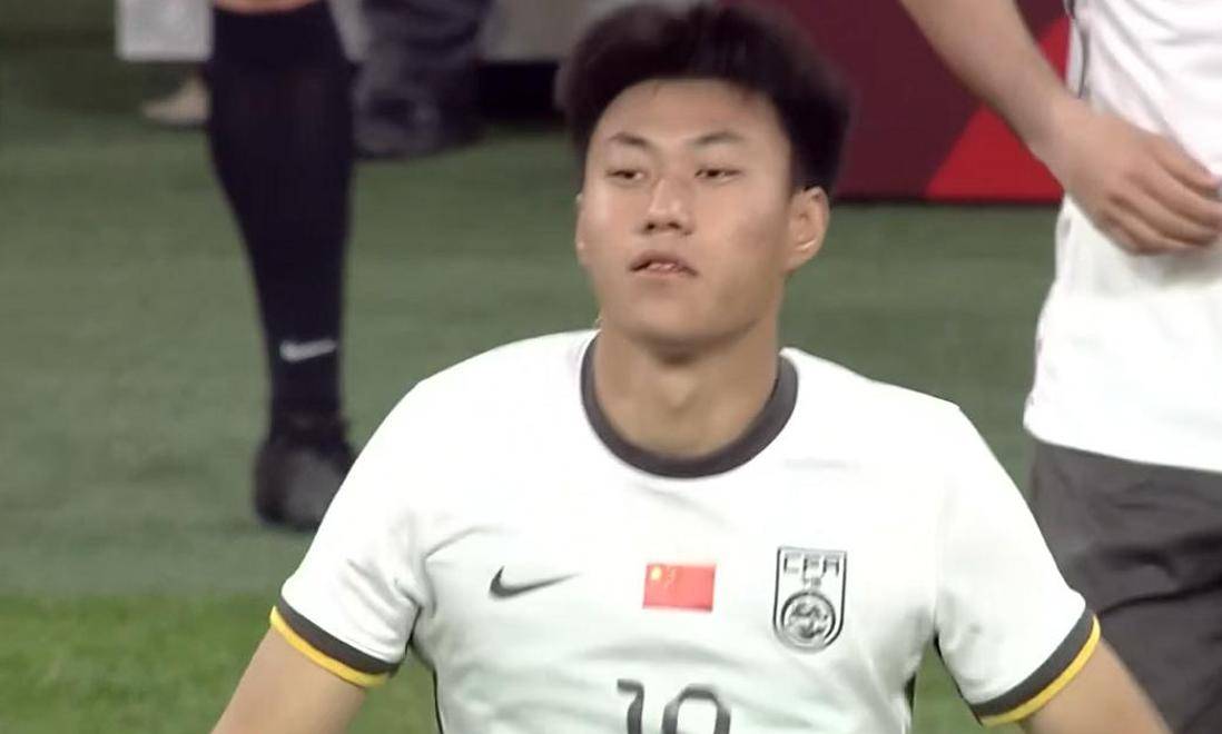 喜讯！落叶球世界波，U23国足1-0越南