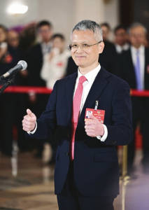 看祖国之变，向美好未来